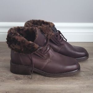La Canadienne Brown Ankle Boot